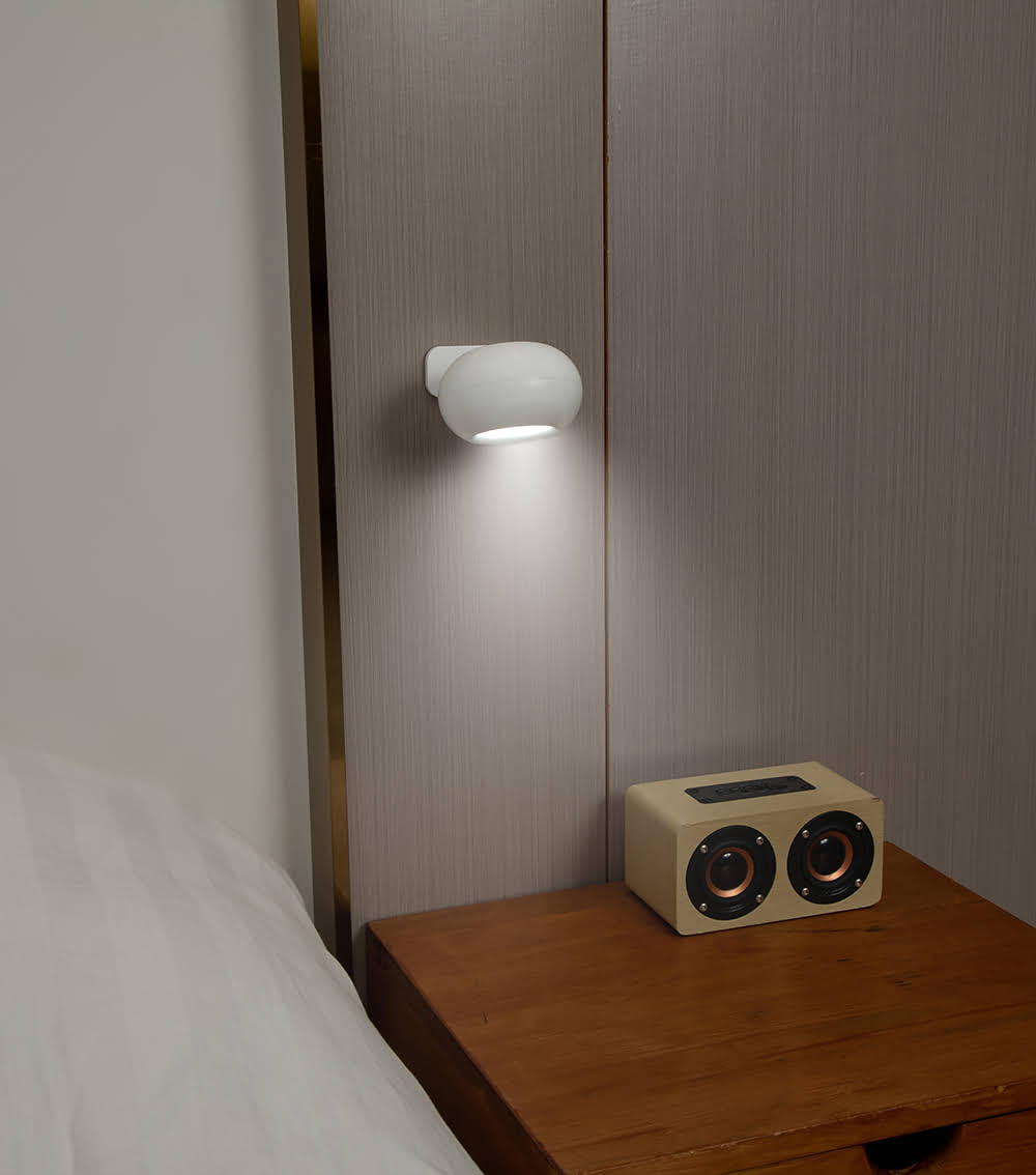 Small Bread Magnetic Lamp